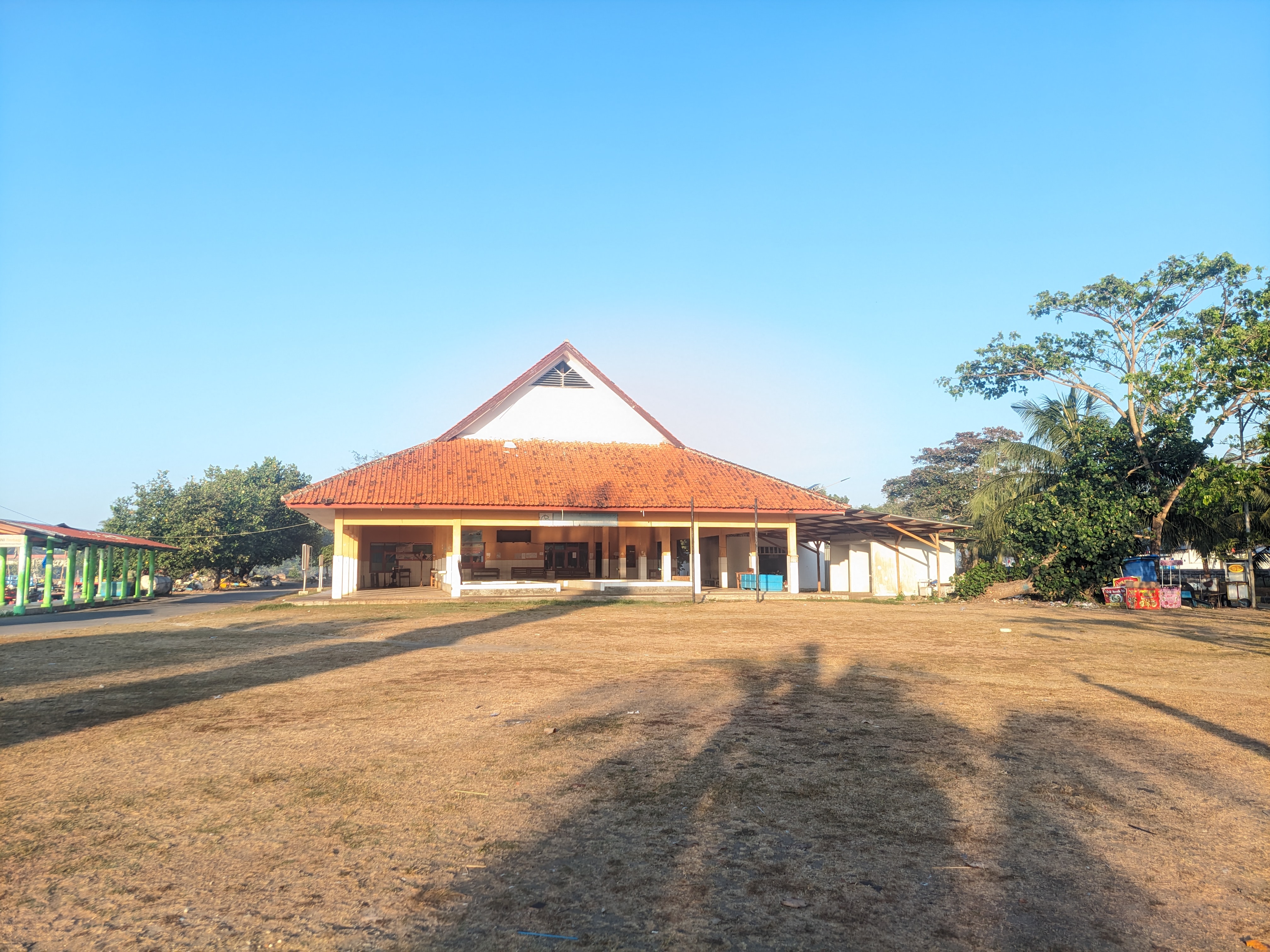 Pelabuhan Cikidang foto 4